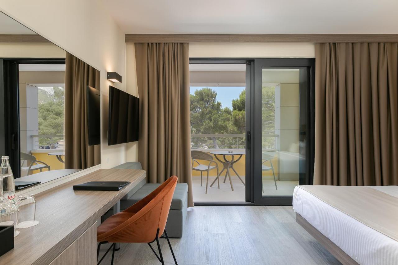 Hotel Antonio Makarska Exterior photo